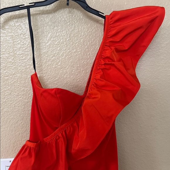 Fun Orange-red One-Shoulder Ruffle Dress - Picture 6 of 9